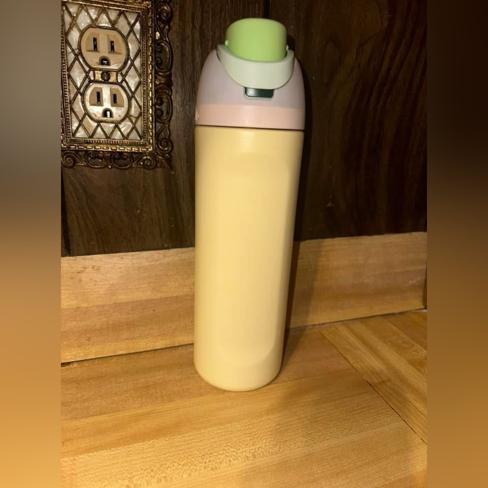 Owala 24oz